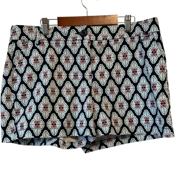 Crown & Ivy Navy Print Shorts - Picture 1 of 4